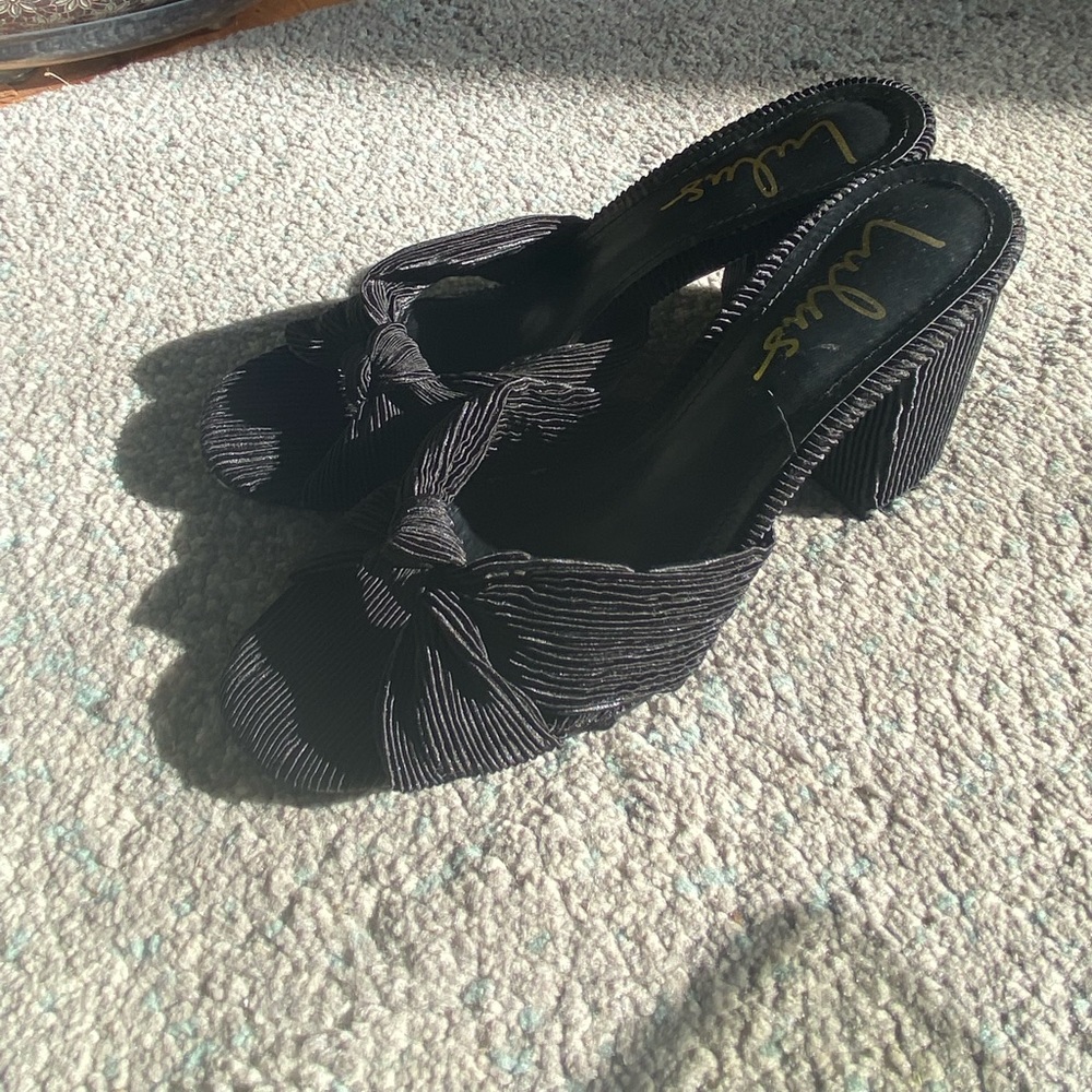 Lulus Asher Knot Heels